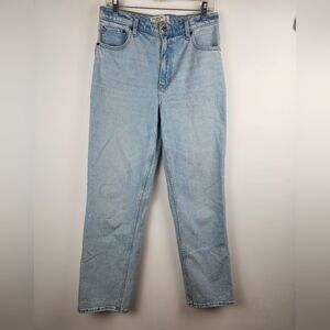 Abercrombie and Fitch The 90s Straight Ultra High Rise Jeans Size 29/8
